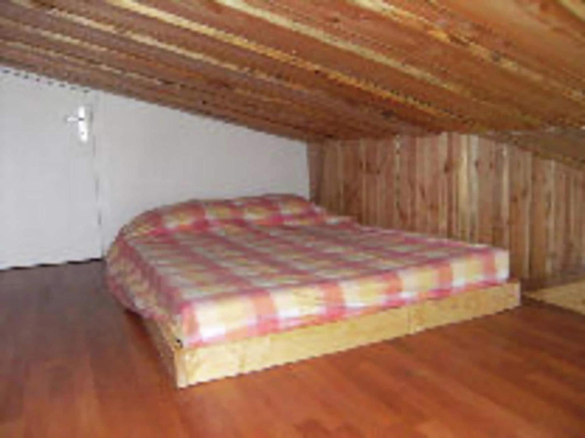 Cosy Holiday Home With Garden In Walscheid Ngoại thất bức ảnh